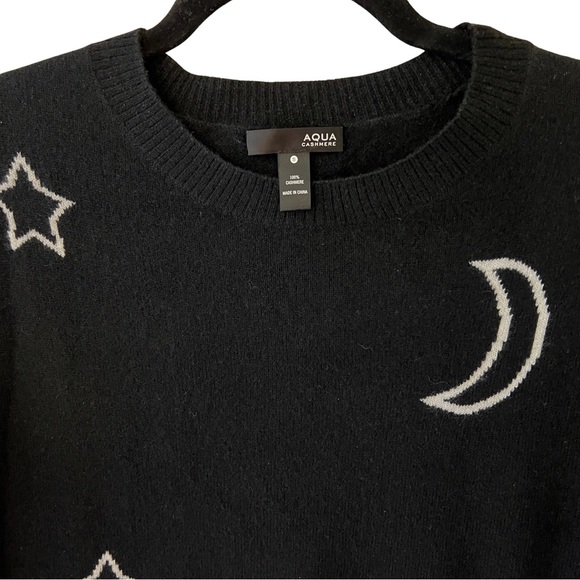 AQUA CASHMERE STAR & MOON BLACK & WHITE SWEATER - SIZE SMALL - Picture 3 of 3